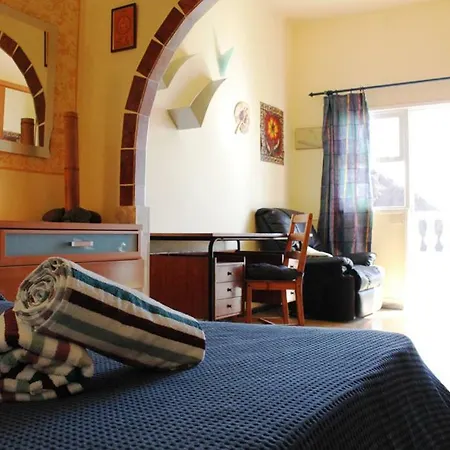 Caleta Roques 펜션 Fasnia