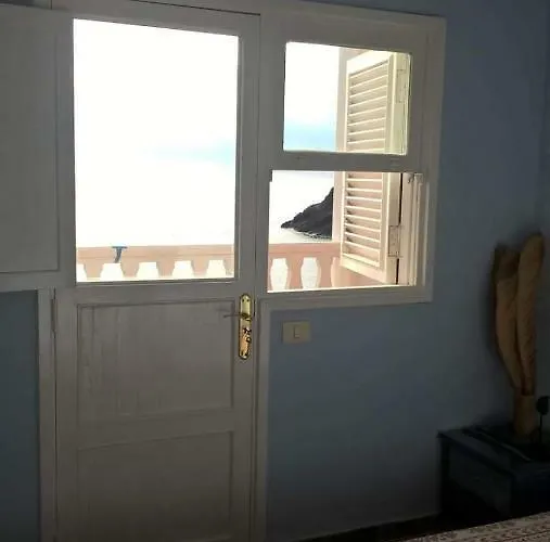 Caleta Roques *