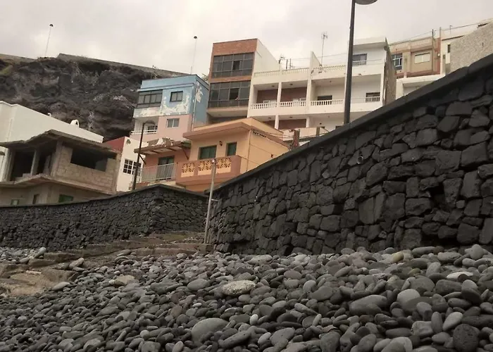 Nyaraló Caleta Roques